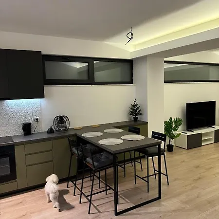 Warm Apartment Bucharest